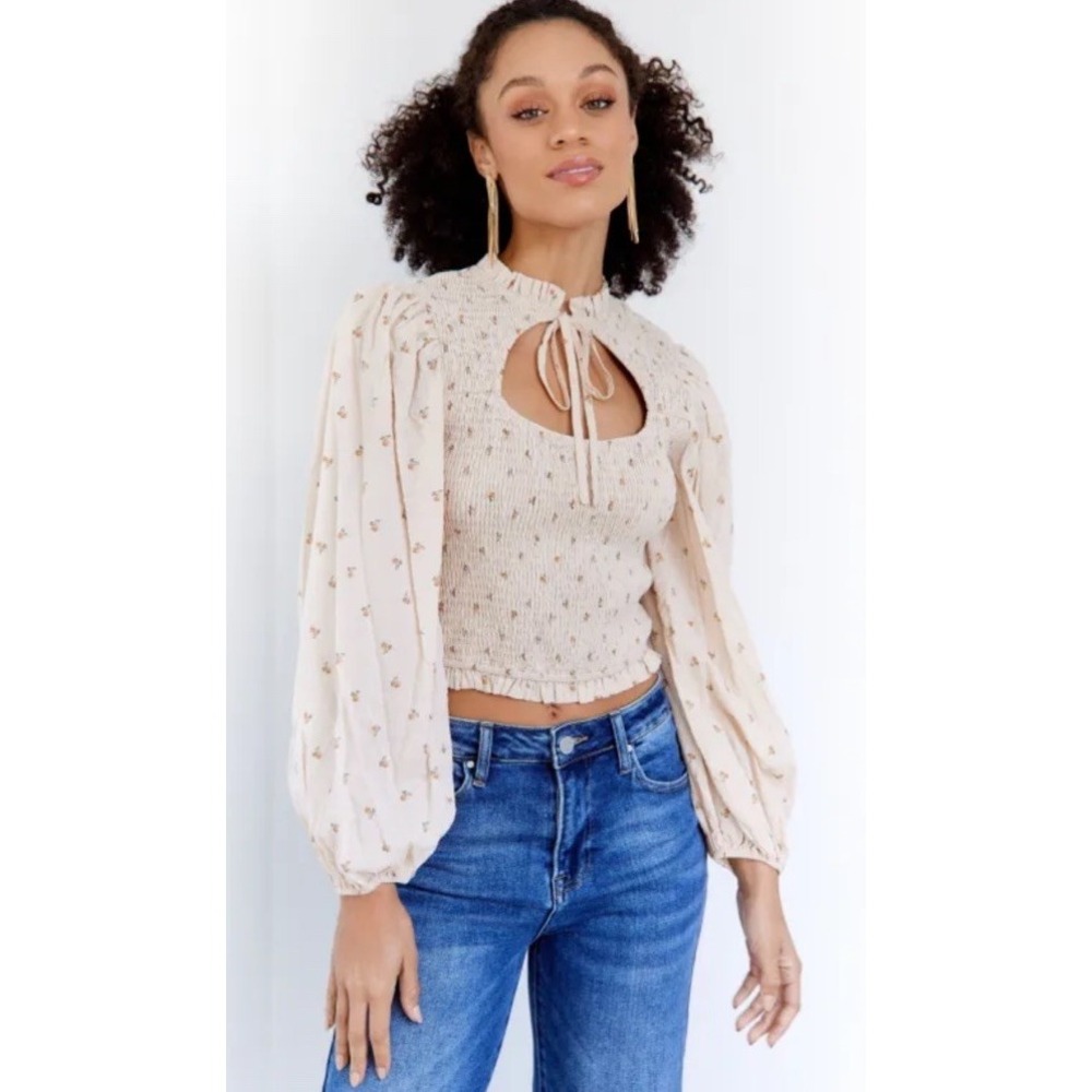Fab'rik Smocked Floral Top Cream Puff Sleeves Ivory Beige Size L
